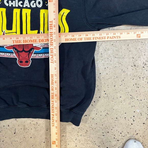 Mitchell & Ness Chicago Bulls Sweatshirt Mens Large Black Graphic Crewneck NBA - Picture 7 of 7